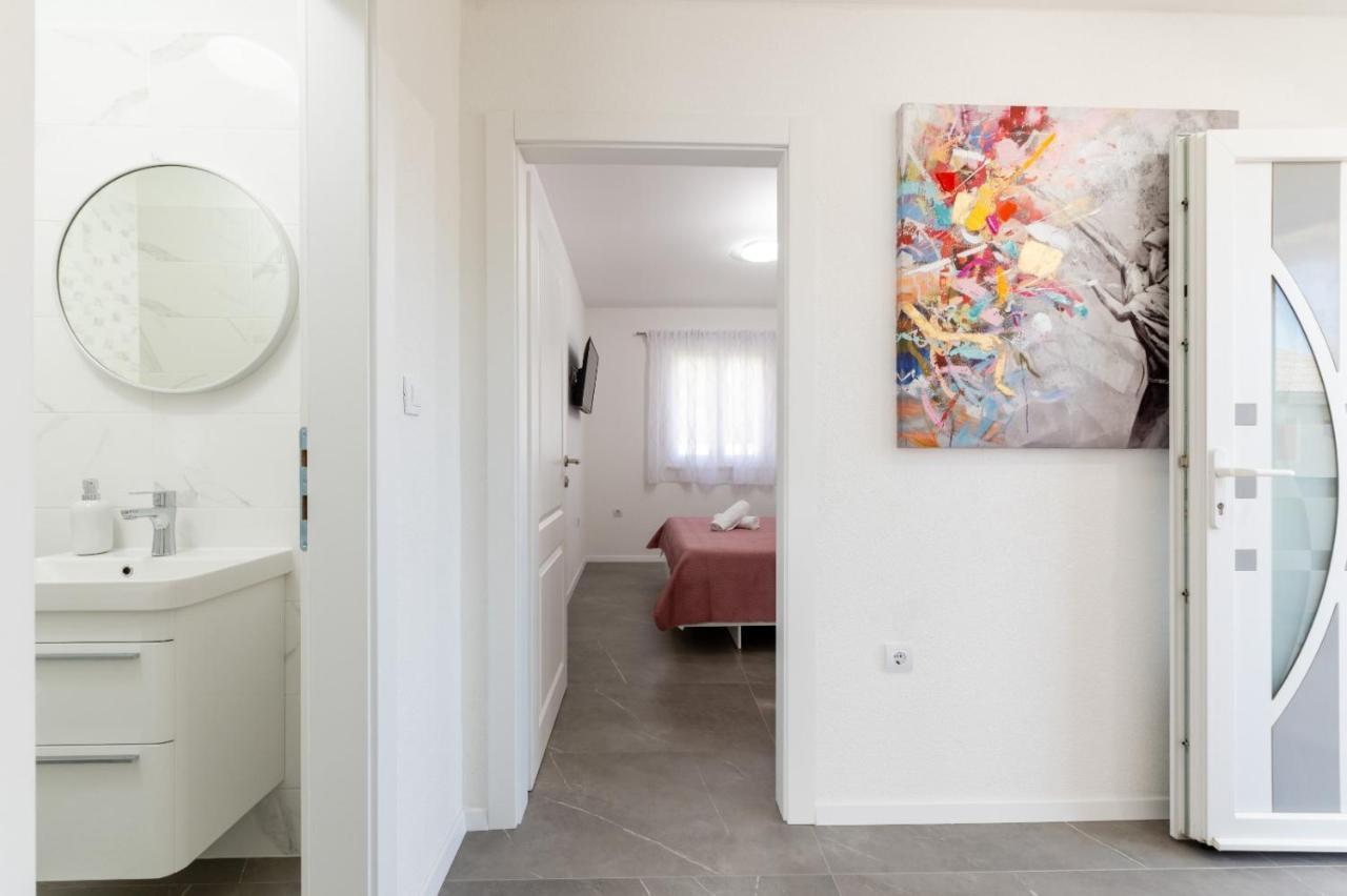 Apartment Vuletin Каштела Екстер'єр фото